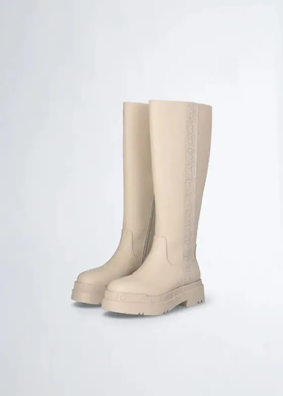 carlota-bota-liujo-pHpXDLlt-5.webp Online Liu Jo Carlota Bota LiuJo