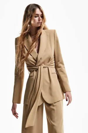 Hot Aniye BY Kelly Blazer